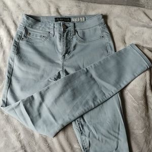 Aeropostale High Waisted Ankle Jegging